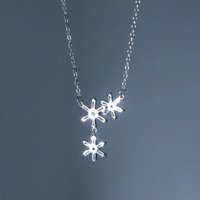 diamond pendant necklaces for women -Frosty Flakes Necklace