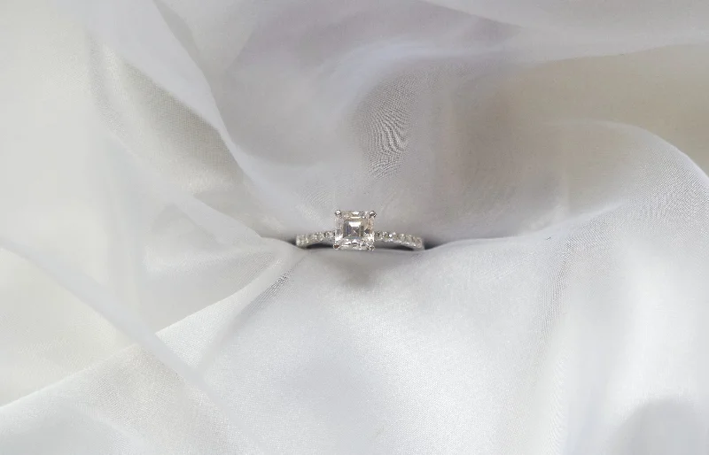 custom engagement rings for brides -Qarah - Diamond Solitaire Ring